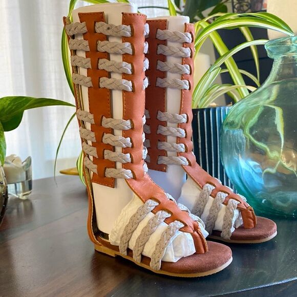 JoyFolie Baby Gladiator Sandals Boho NWOT Flats Brown 4 Booties Baby Shoes - Picture 2 of 13